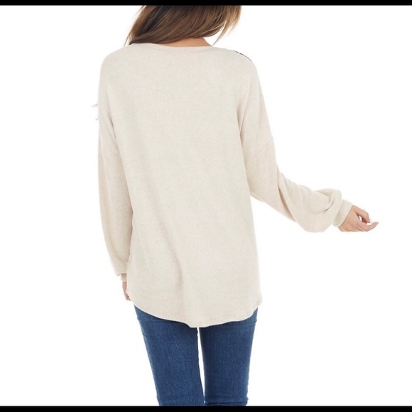 Mauve Long Sleeve Lightweight Sweater w/ Lace Detail - Picture 2 of 8